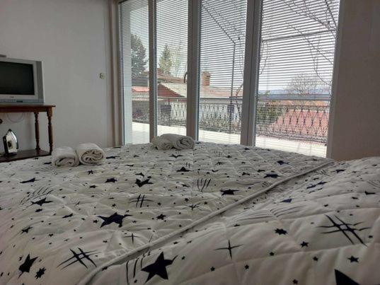 Vila Visni Lagadin Exterior foto